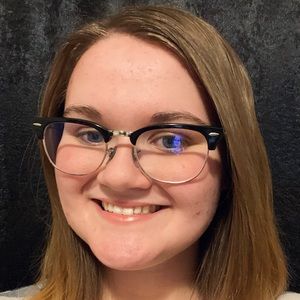 Meet your Posher, Jeana